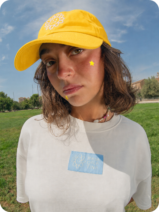 Dermple Mirror Yellow Box